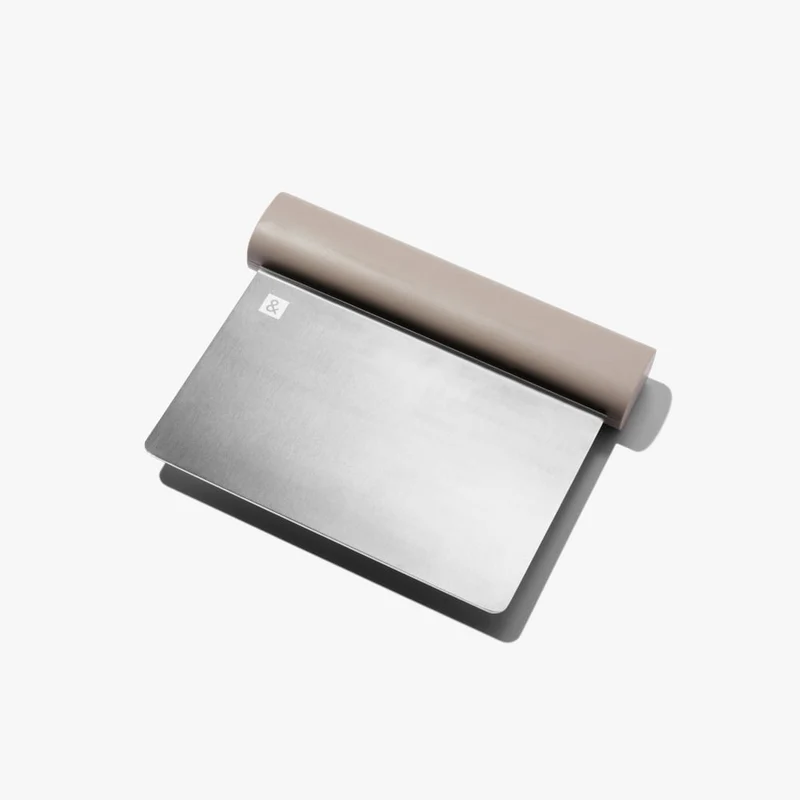 Bench Scraper - Enoki White
