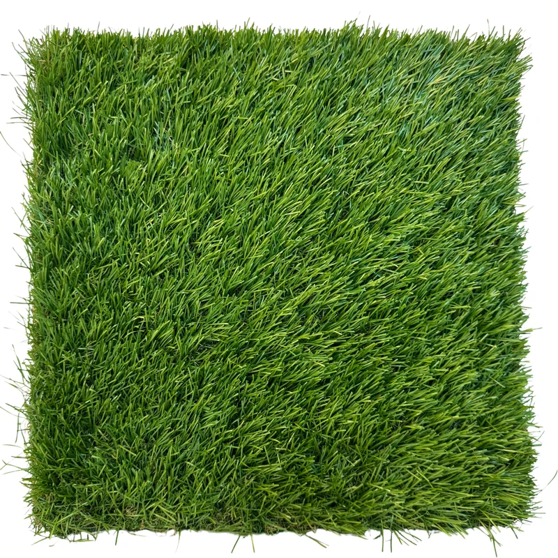 Rotolo di Erba Sintetica 40 mm per esterni - Prato finto realistico anti-uv