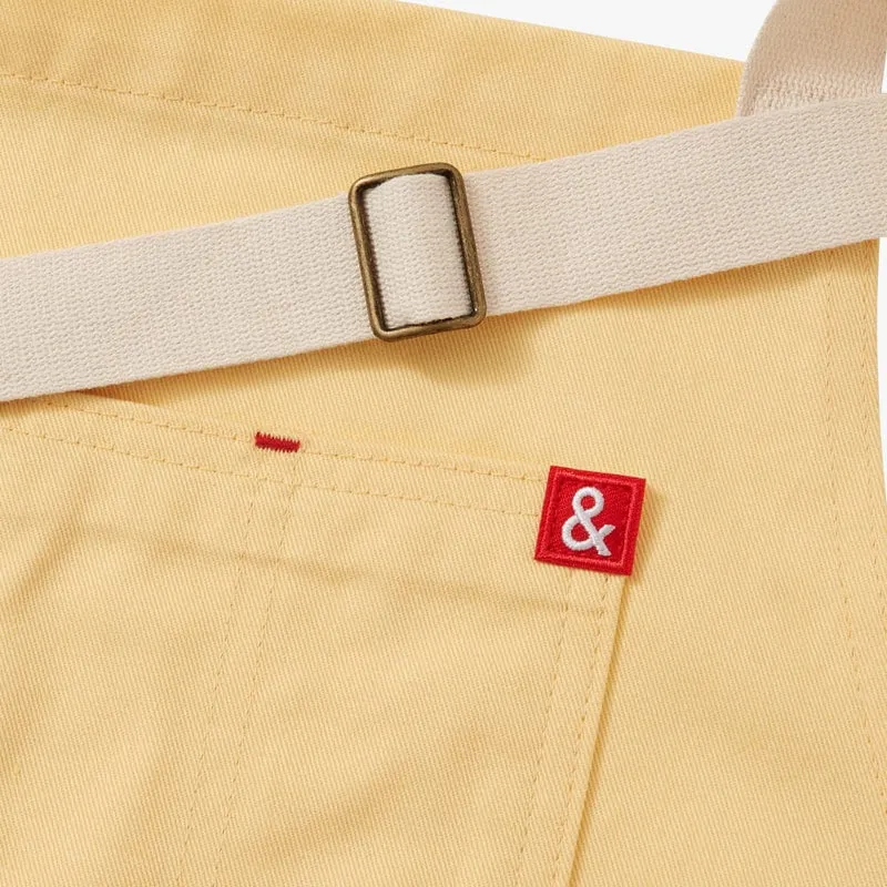 Winnie the Pooh Adventure Essential Apron