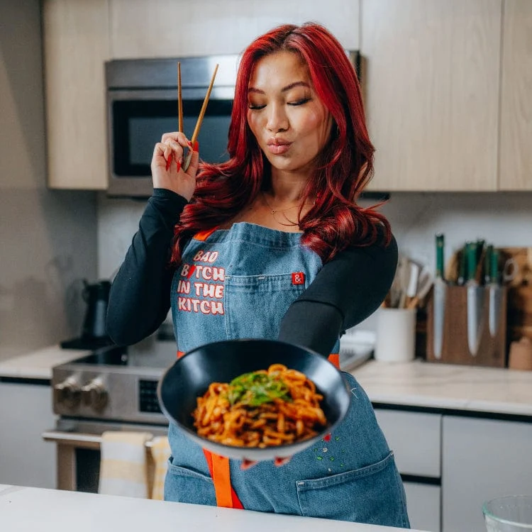 Cassie Yeung x H&B Essential Apron