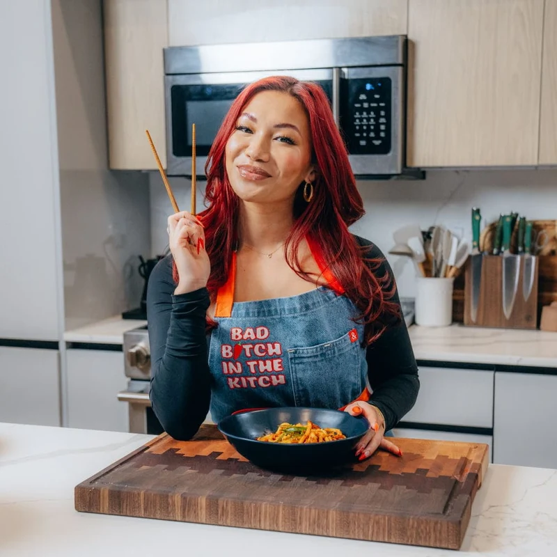 Cassie Yeung x H&B Essential Apron