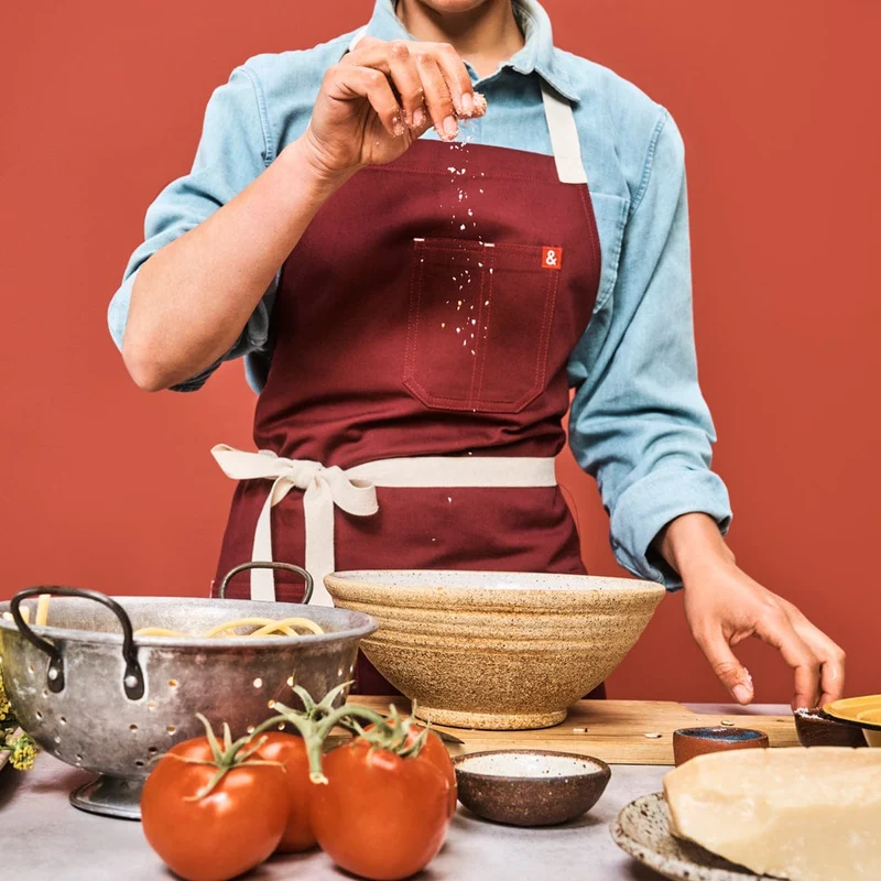 House Red Apron - Essential