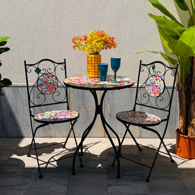 Set tavolo con sedie pieghevoli in metallo con mosaico - Sanremo