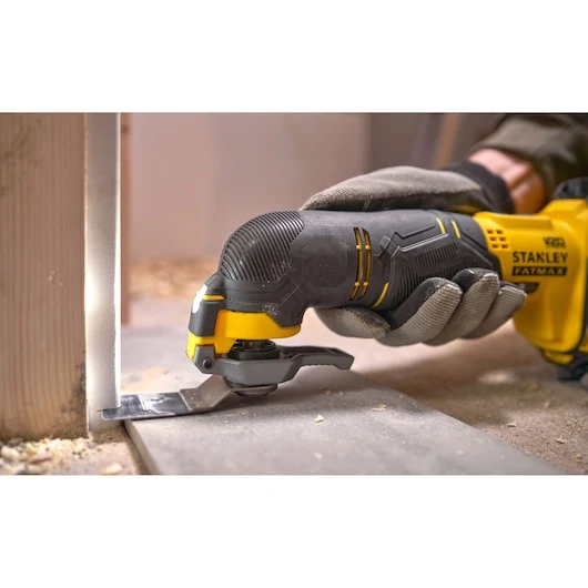 Utensile multifunzione 18V - 2 AH fatmax V20 (SFMCE500D2K) Stanley