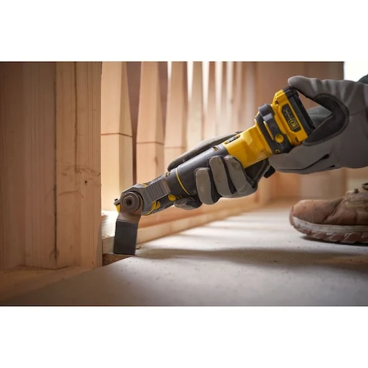 Utensile multifunzione 18V - 2 AH fatmax V20 (SFMCE500D2K-QW) Stanley