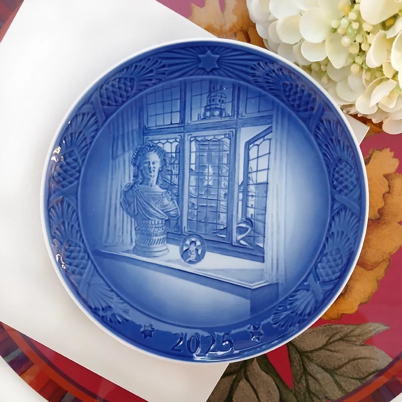 Royal Copenhagen Piatto dell'anno 2025 collezione