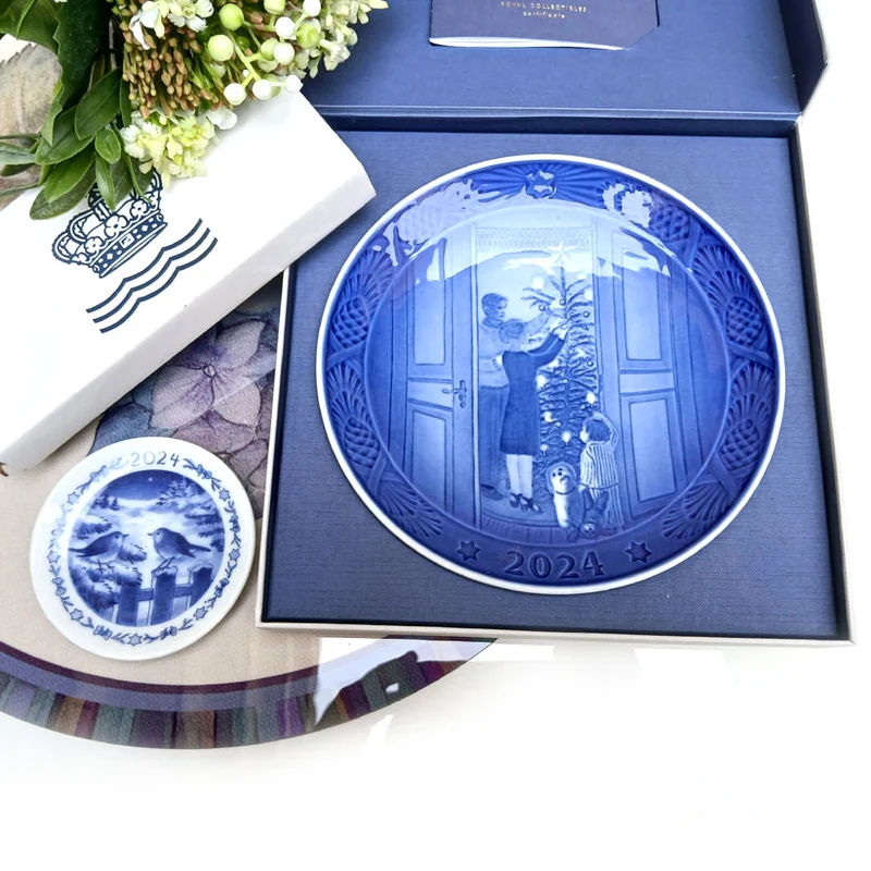 Royal Copenhagen Piatto dell'anno 2024 collezione