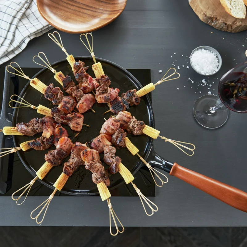 Crepera de hierro fundido con mango de madera Staub