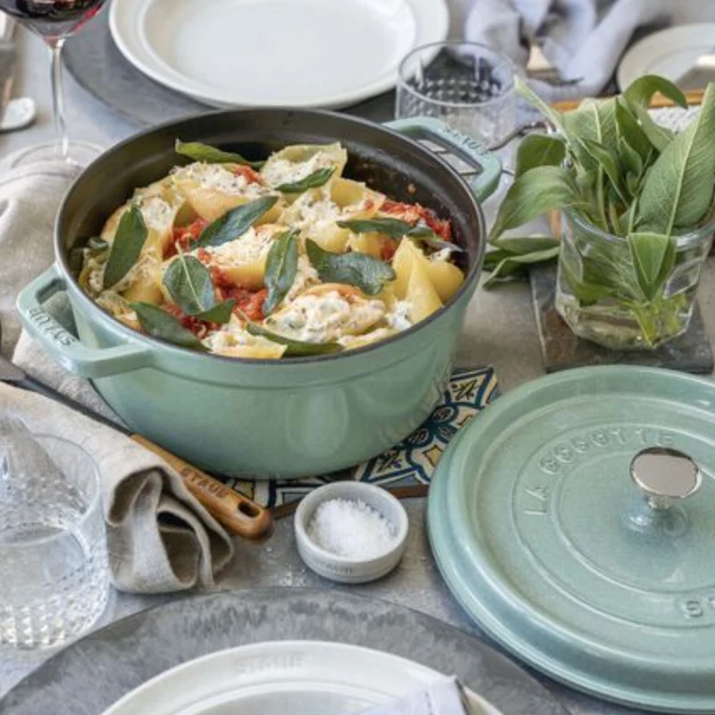 Cocotte de hierro fundido Staub
