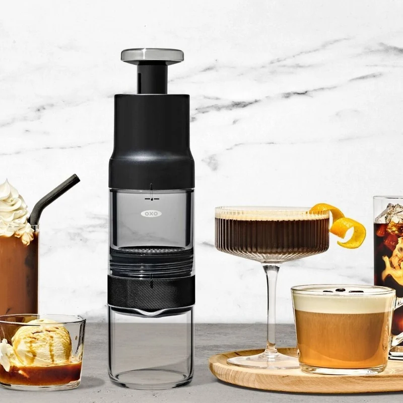 Cafetera portátil manual para café caliente y cold brew Rapid Brewer OXO