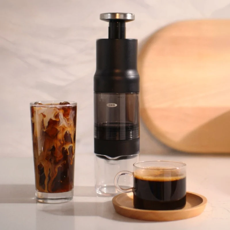 Cafetera portátil manual para café caliente y cold brew Rapid Brewer OXO