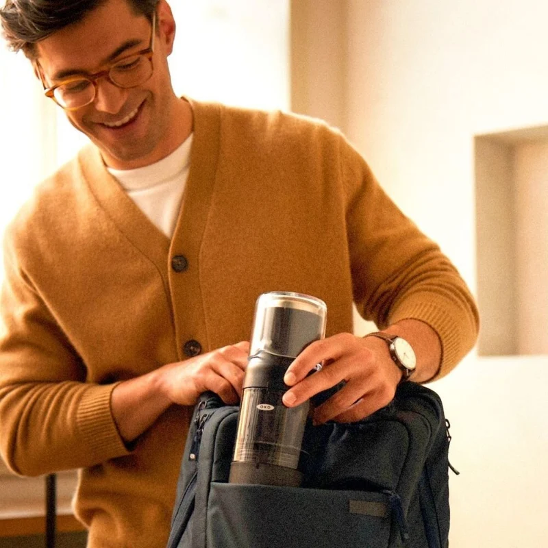 Cafetera portátil manual para café caliente y cold brew Rapid Brewer OXO