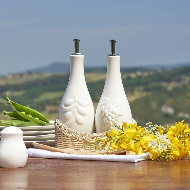 Aceitera y vinagrera ovalada de porcelana Menage La Porcellana Bianca