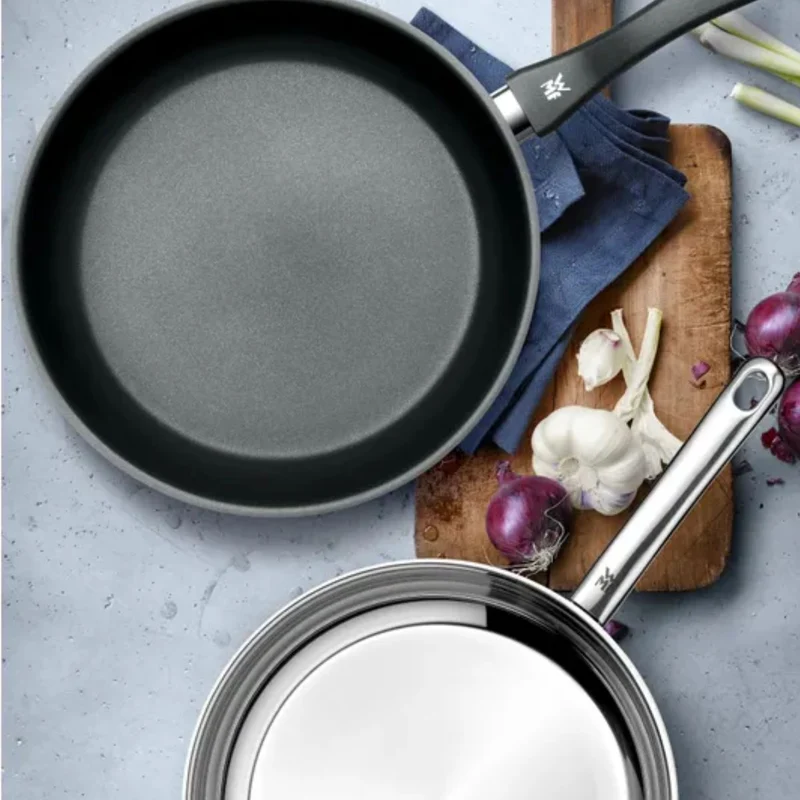 Set de sartén inox y sartén antiadherente con exterior inox Devil WMF