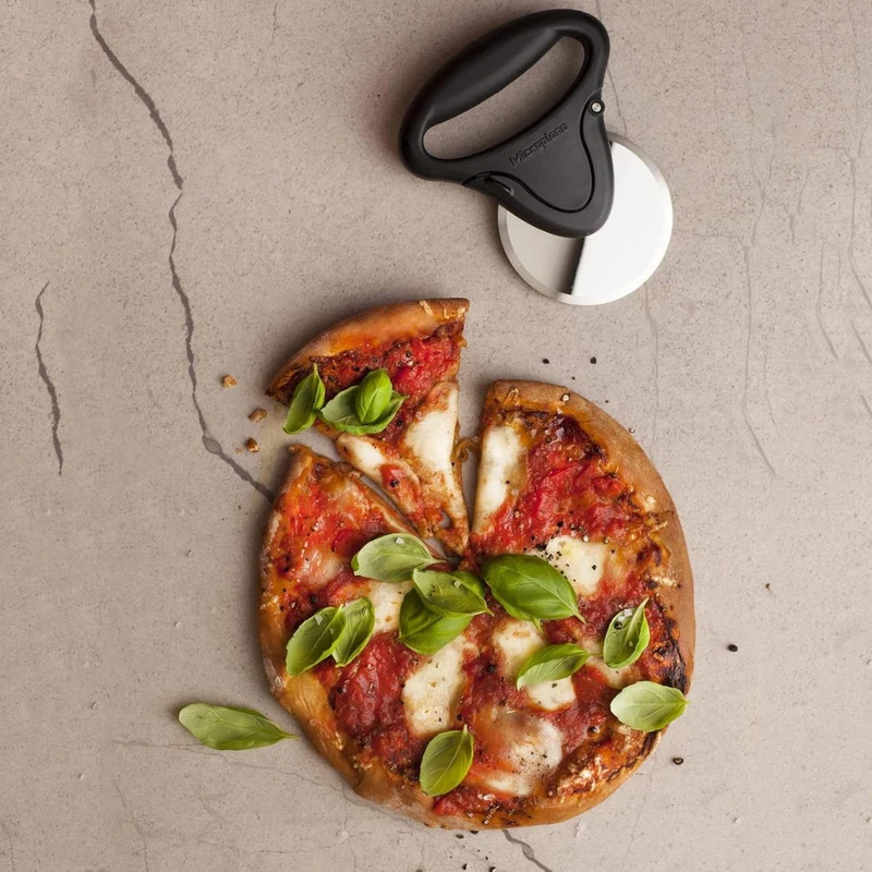 Cortador de pizzas Microplane