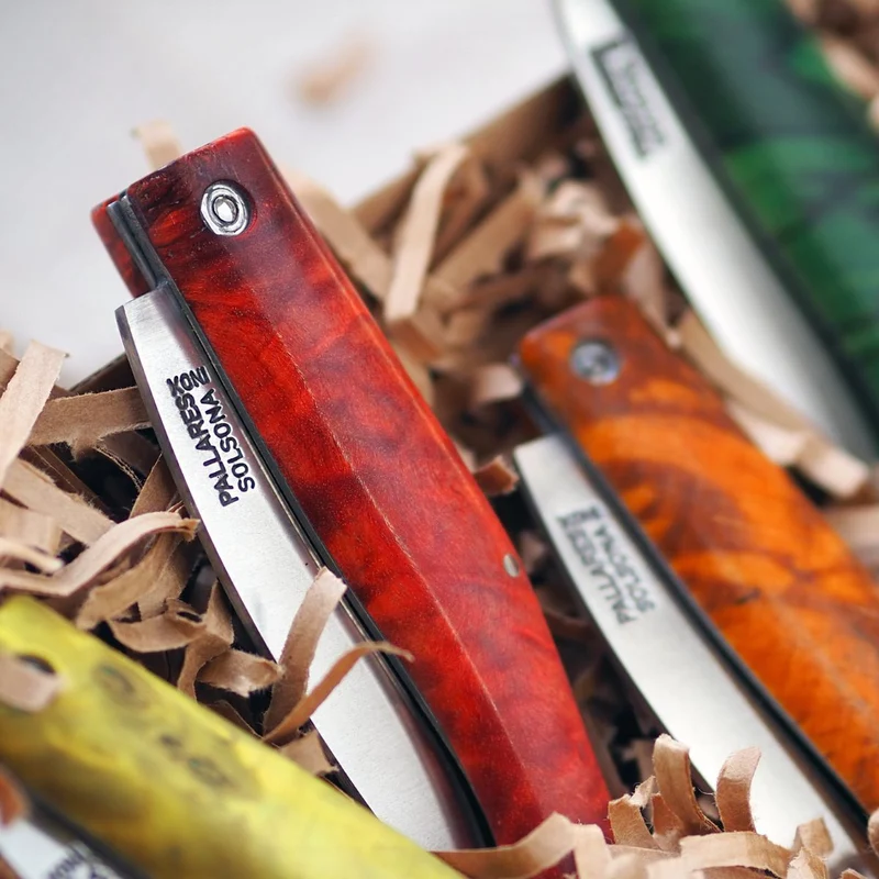 Navaja de acero inoxidable con mango de madera Pallarès