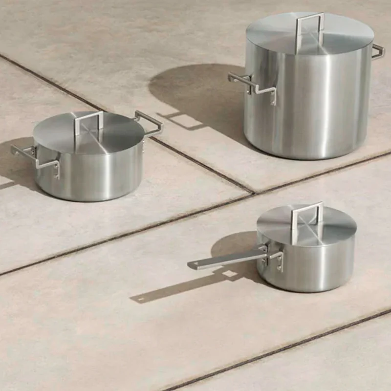 Batería de cocina de acero inoxidable multicapa Convivio Alessi