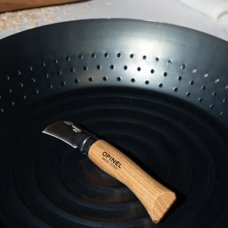 Pack sartén para castañas De Buyer y cuchillo para castañas Opinel