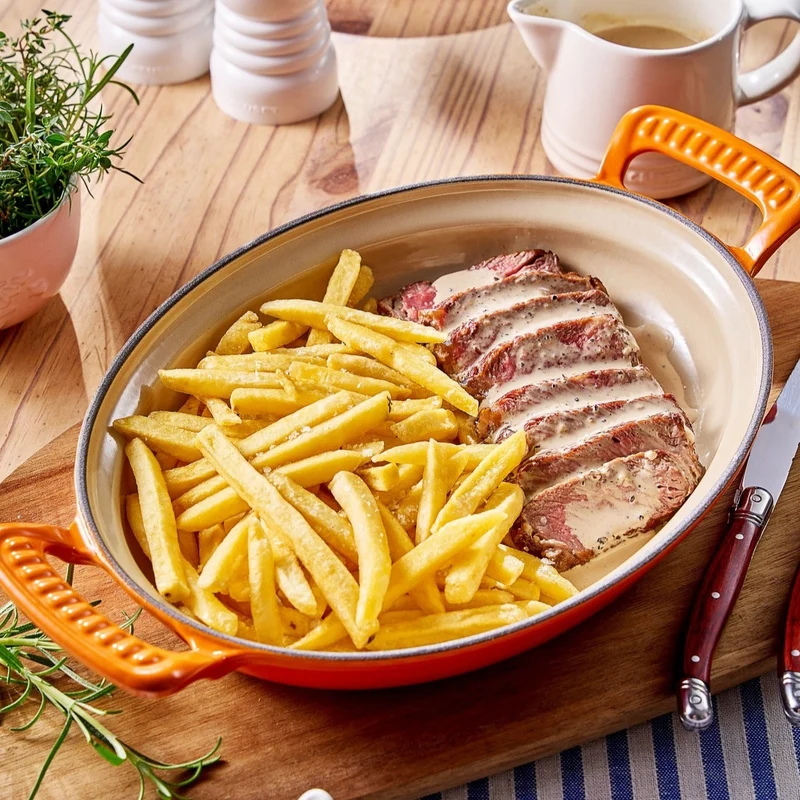 Cacerola multifunción oval de hierro fundido Modern Heritage Le Creuset