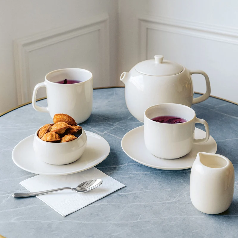Tetera de porcelana francesa Madeleine Revol