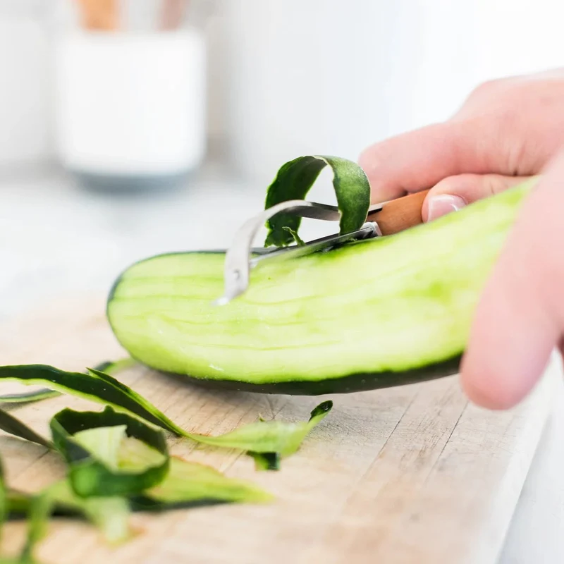 Pelador de verduras de acero inoxidable Peel Out Full Circle