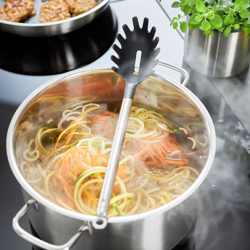 Conjunto de 2 utensilios de cocina de nailon con mango de inox Basic Line Rösle