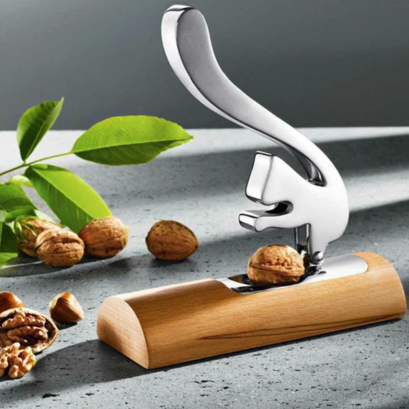 Cascanueces Scoiattolo de acero con base de madera Alessi
