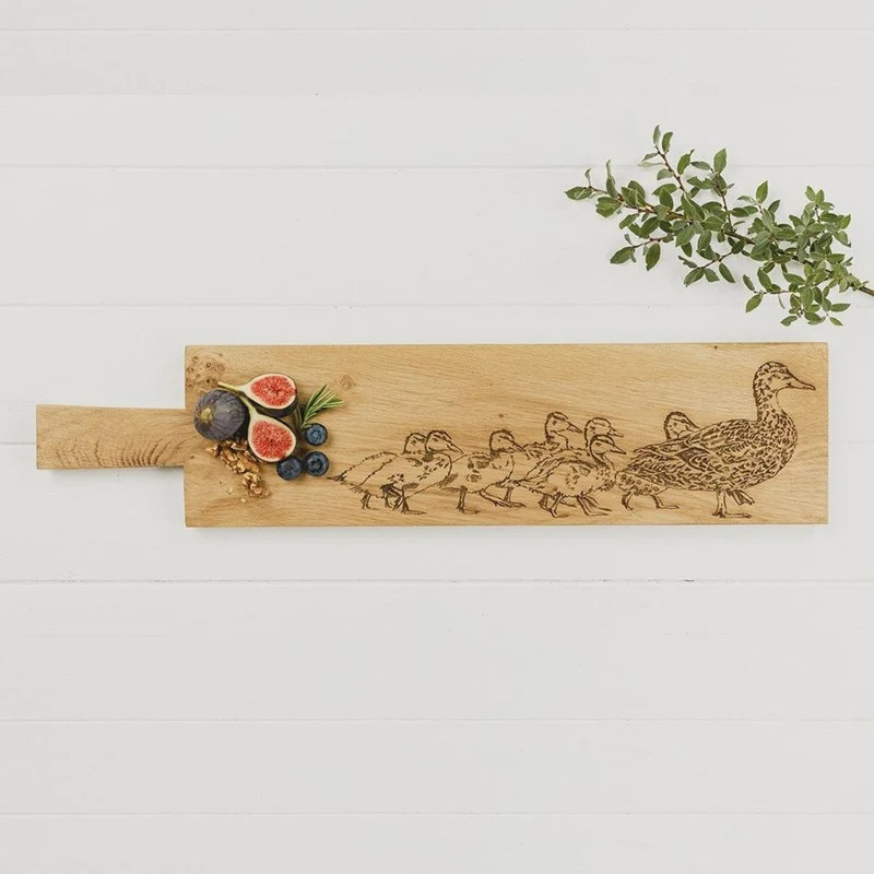 Tabla rectangular para servir y cortar de madera de roble Selbrae