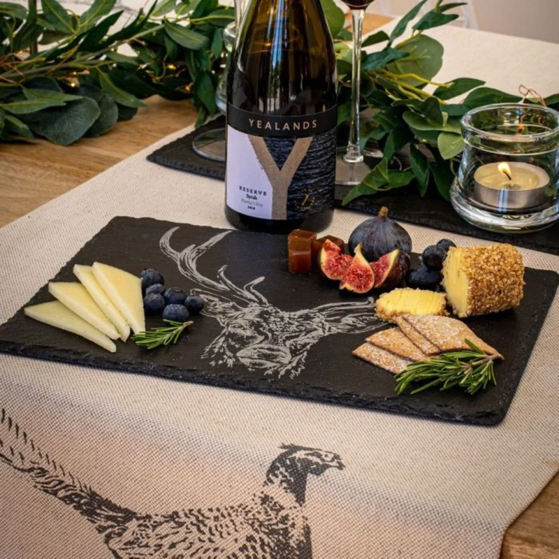 Tabla para quesos y aperitivos de pizarra Selbrae