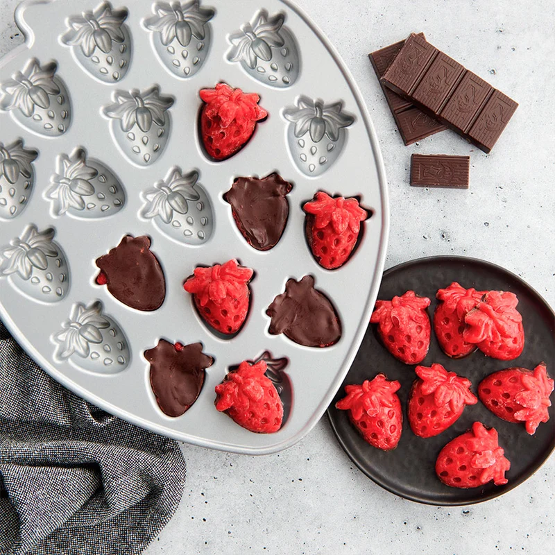 Molde fresas Bitelets Nordic Ware