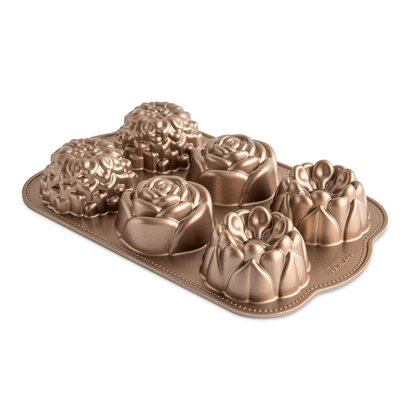 Molde Floral Cakelet Nordic Ware