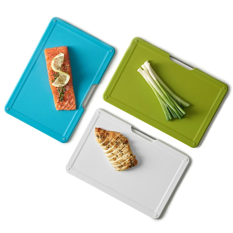 Juego de 3 tablas para cortar bajo estante Folio Joseph Joseph