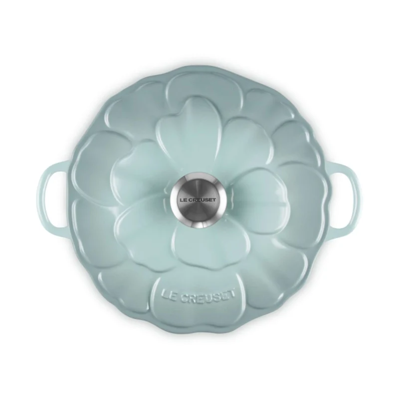 Cocotte baja tipo cacerola de hierro Pétalo Le Creuset