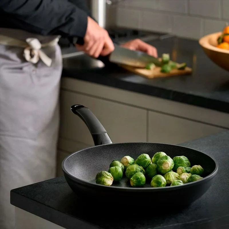 Set sartén Adamant® Comfort 28cm y sartén Adamant® Classic 24cm Fissler