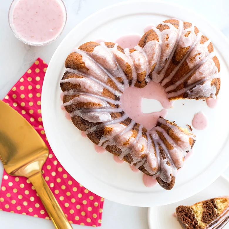 Molde corazón Elegant Heart Bundt Nordic Ware