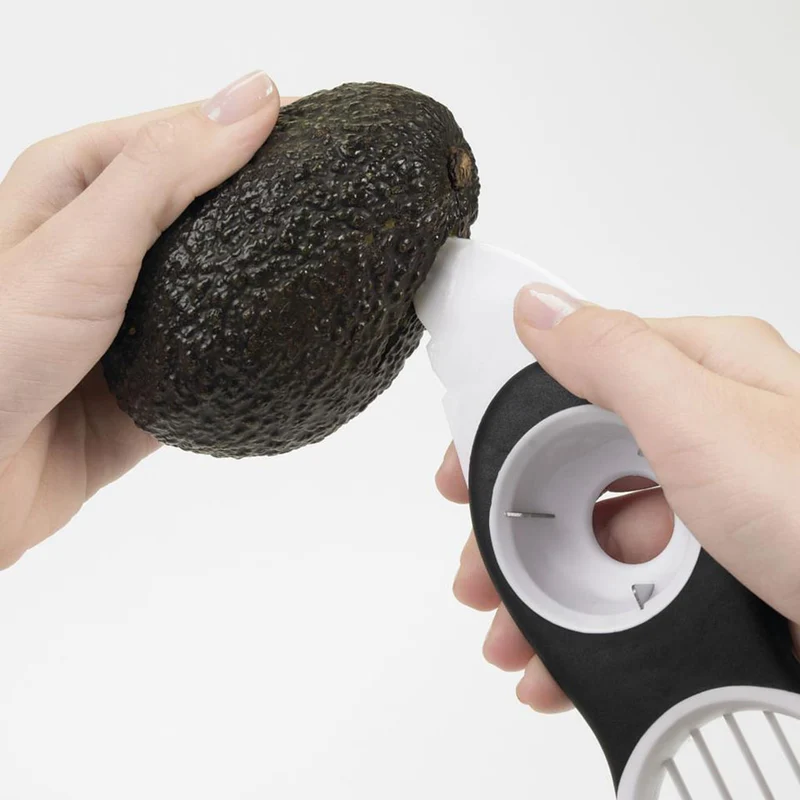 Pelador de aguacates 3 en 1 OXO