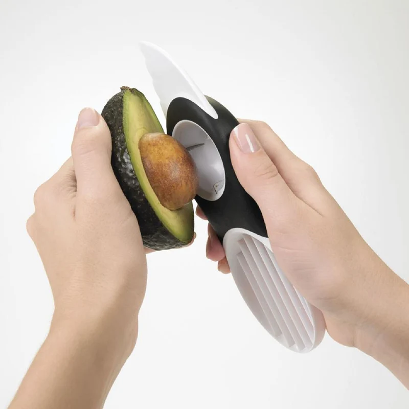 Pelador de aguacates 3 en 1 OXO