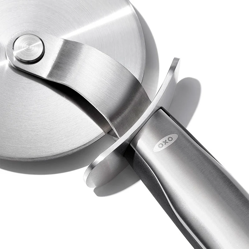 Cortador de pizzas de acero inoxidable Steel™ OXO
