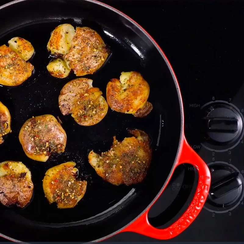 Cacerola de hierro multifunción Signature Le Creuset