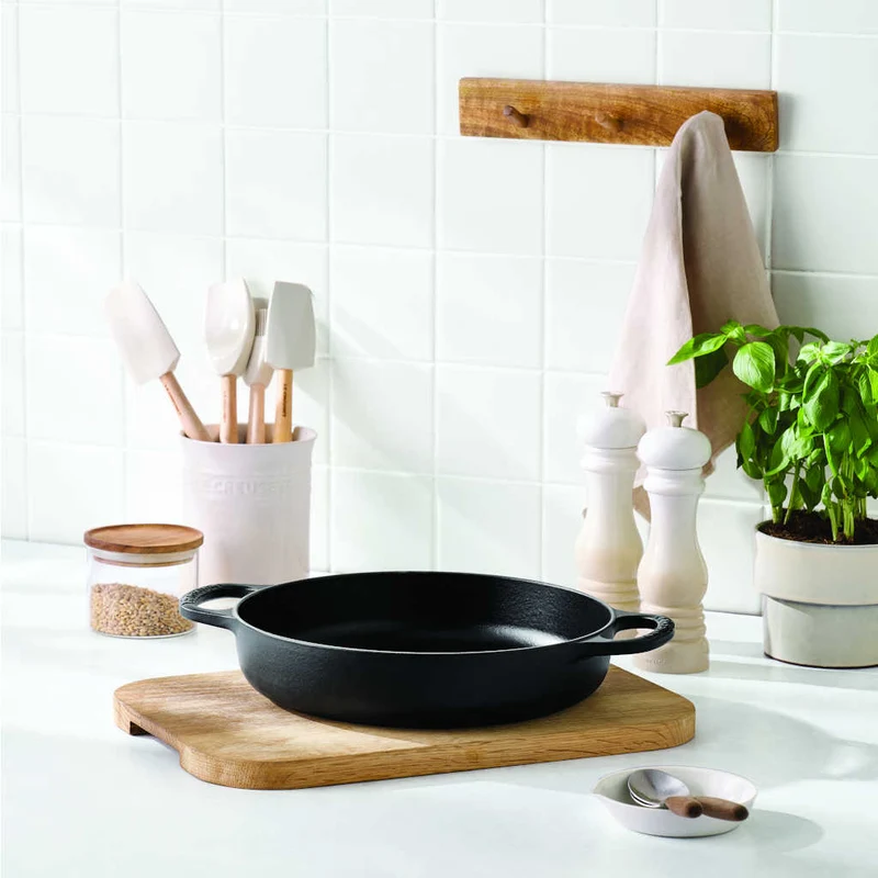 Cacerola de hierro multifunción Signature Le Creuset
