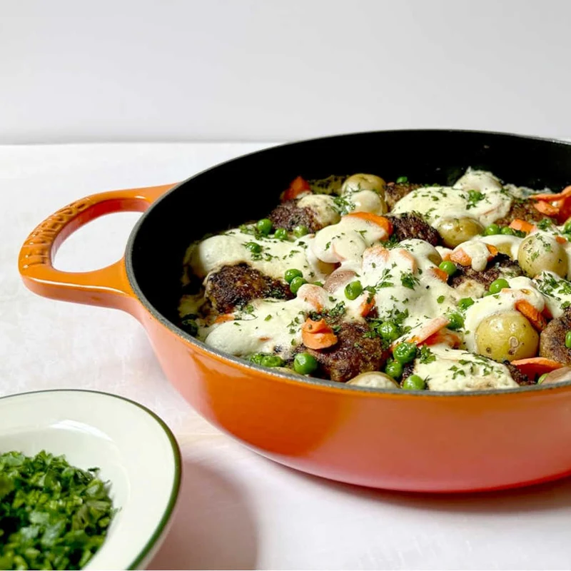Cacerola de hierro multifunción Signature Le Creuset
