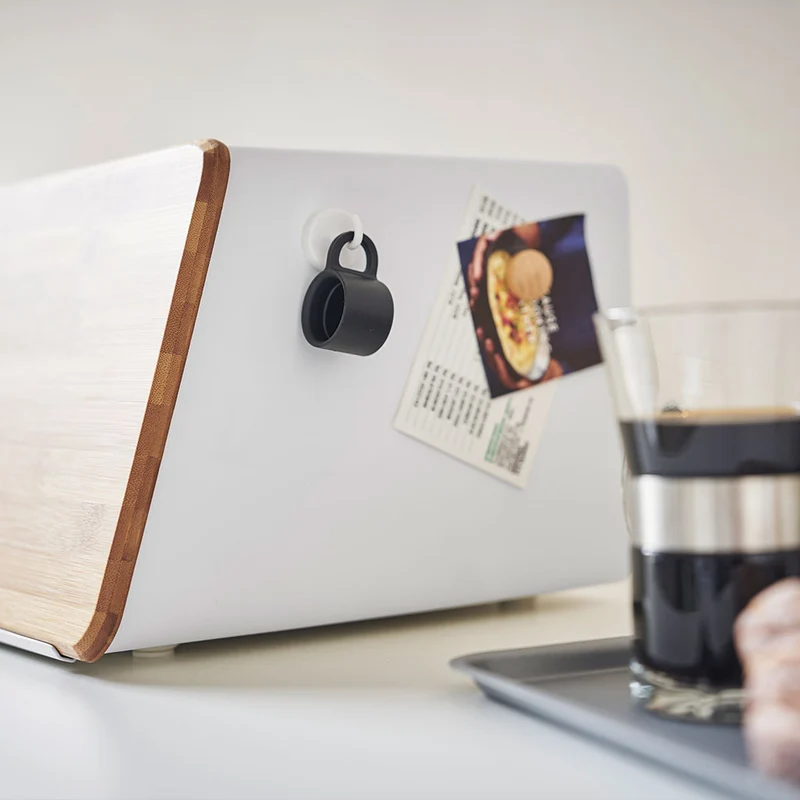 Panera con tabla de cortar Tower Yamazaki