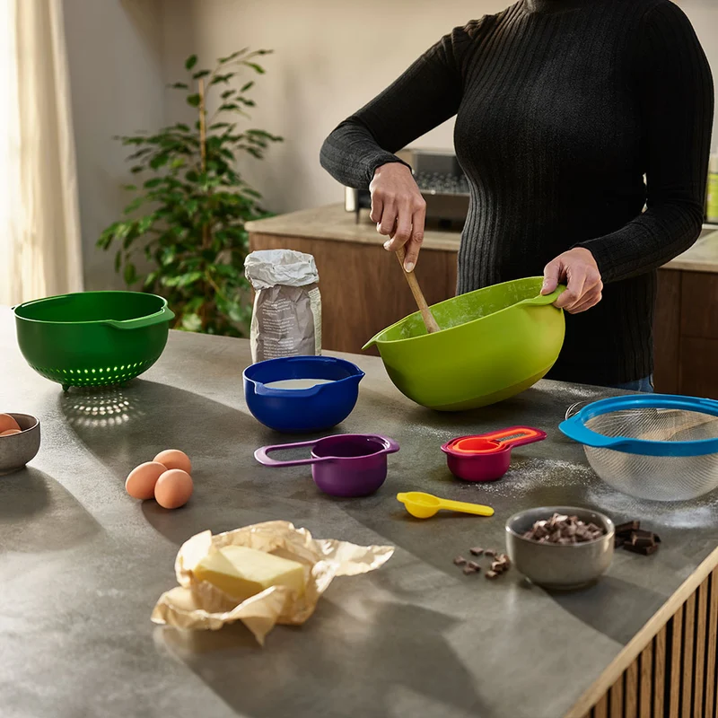 Juego de 9 boles y tazas medidoras Nest Plus Joseph Joseph