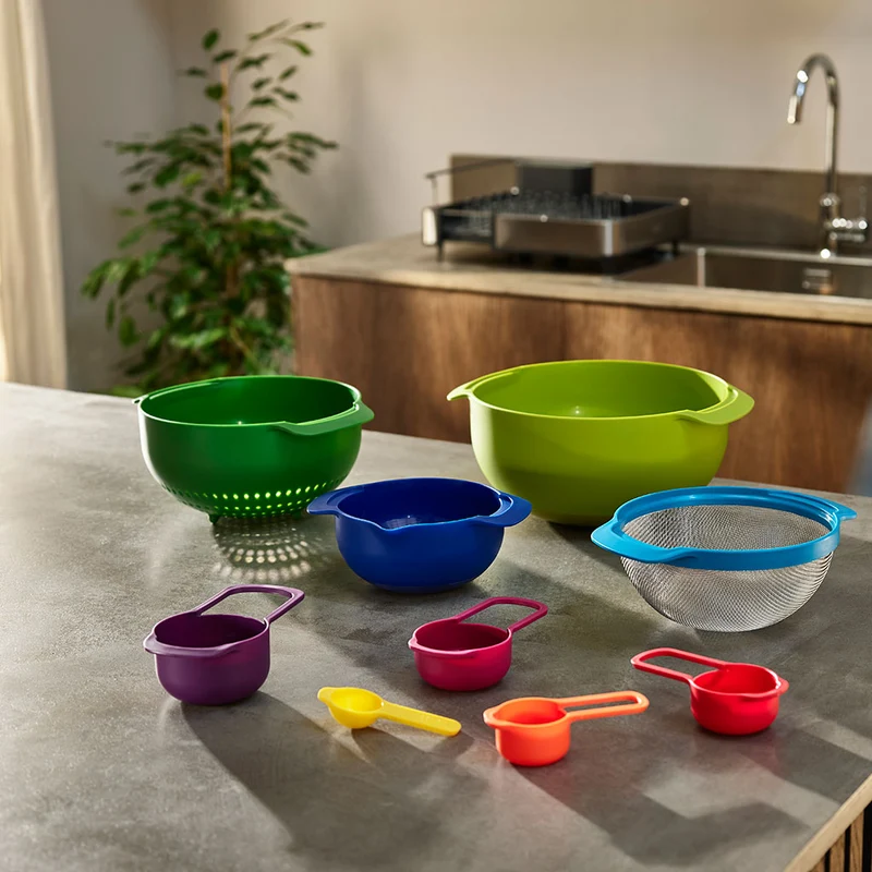 Juego de 9 boles y tazas medidoras Nest Plus Joseph Joseph