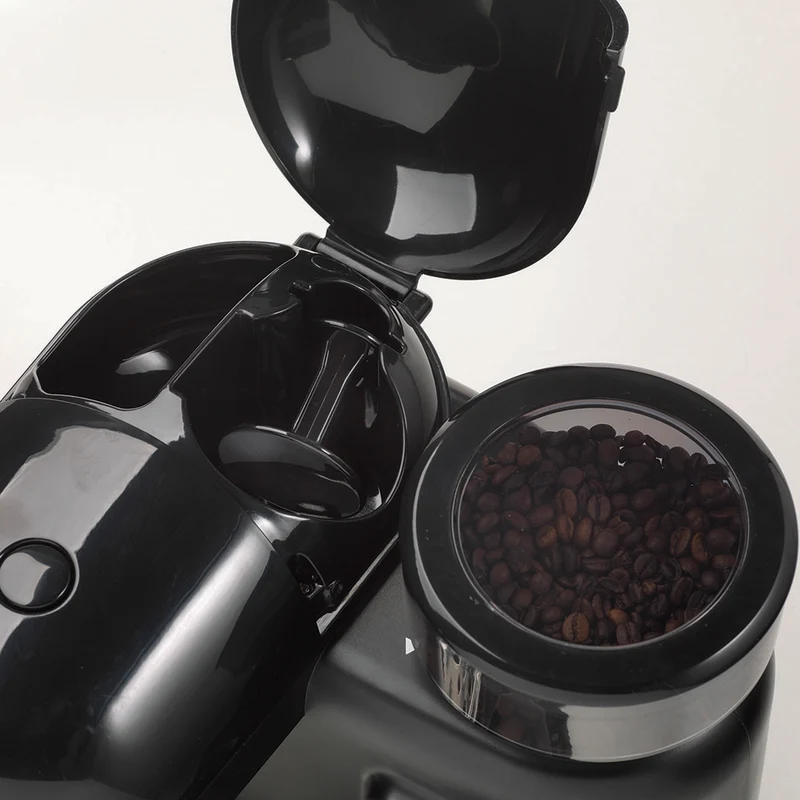 Cafetera Espresso Moderna con molinillo Ariete