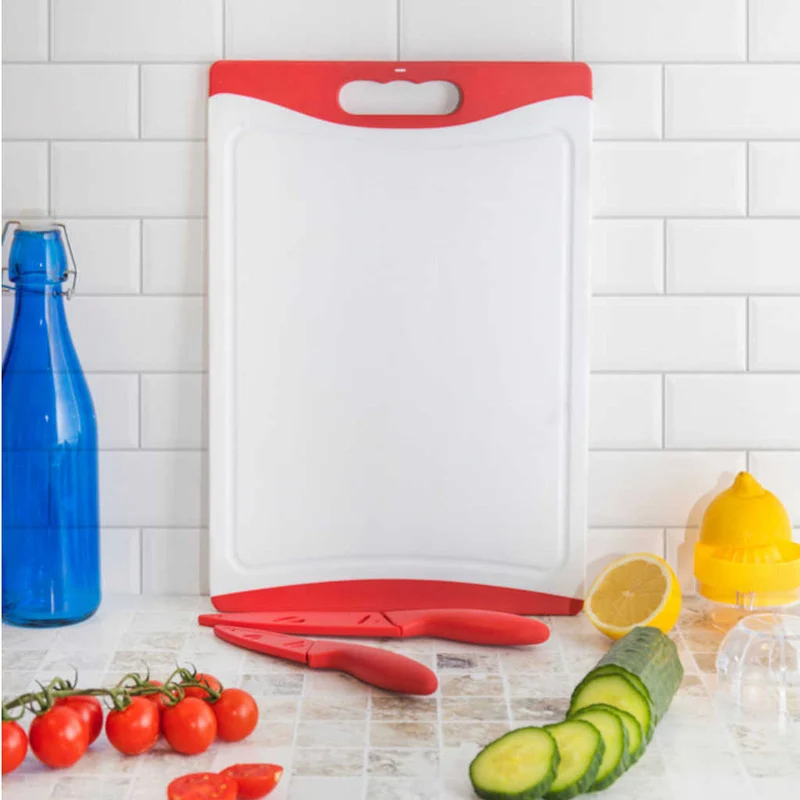 Set de 3 piezas de cuchillos y tabla de cortar Colourworks KitchenCraft