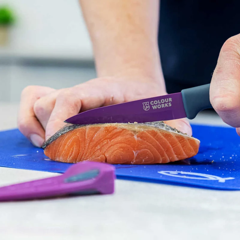 Cuchillo multiusos con funda afiladora ColourWorks KitchenCraft