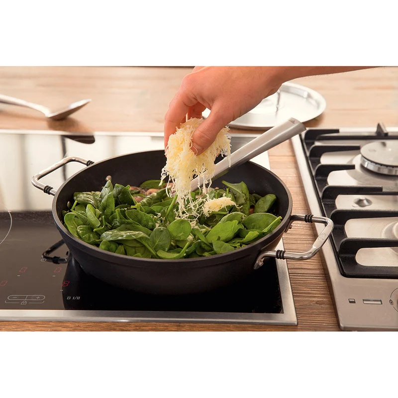 Cacerola baja tipo paellera antiadherente Adamant® Fissler