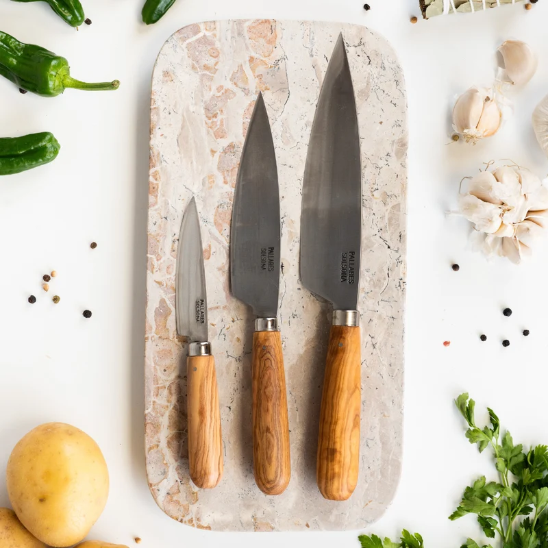 Cuchillos de cocina con mango redondo de olivo Pallarès