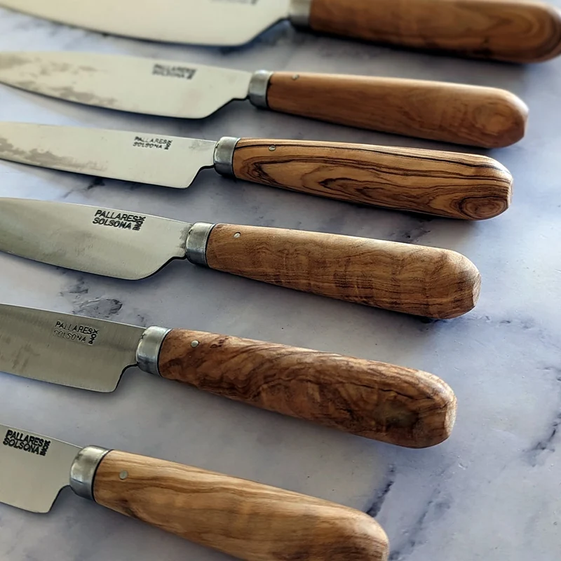 Cuchillos de cocina con mango redondo de olivo Pallarès